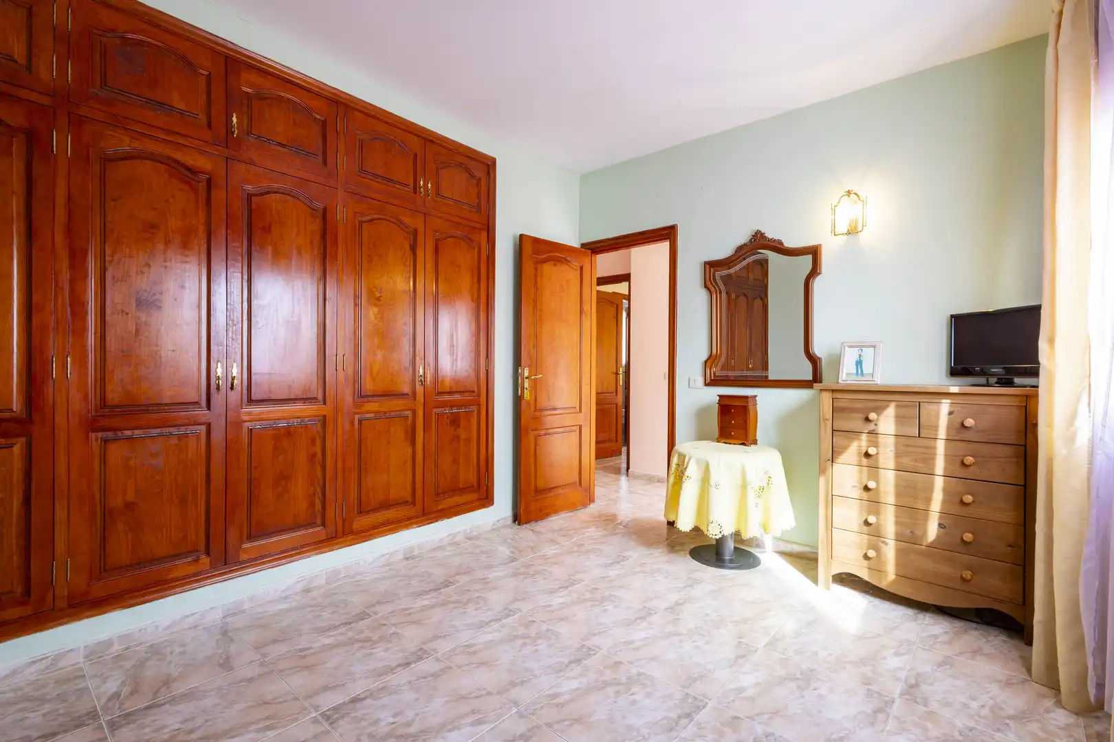 Einfamilien-Reihenhaus zum Verkauf in Los Realejos mit Privatgarten, Terrasse und Abstellraum