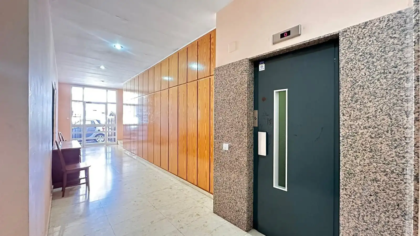 Flat for sale in Massalavés  with Air Conditioner