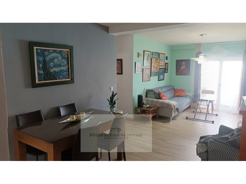 Sala de estar de Piso en venta en Alcalá de Guadaira