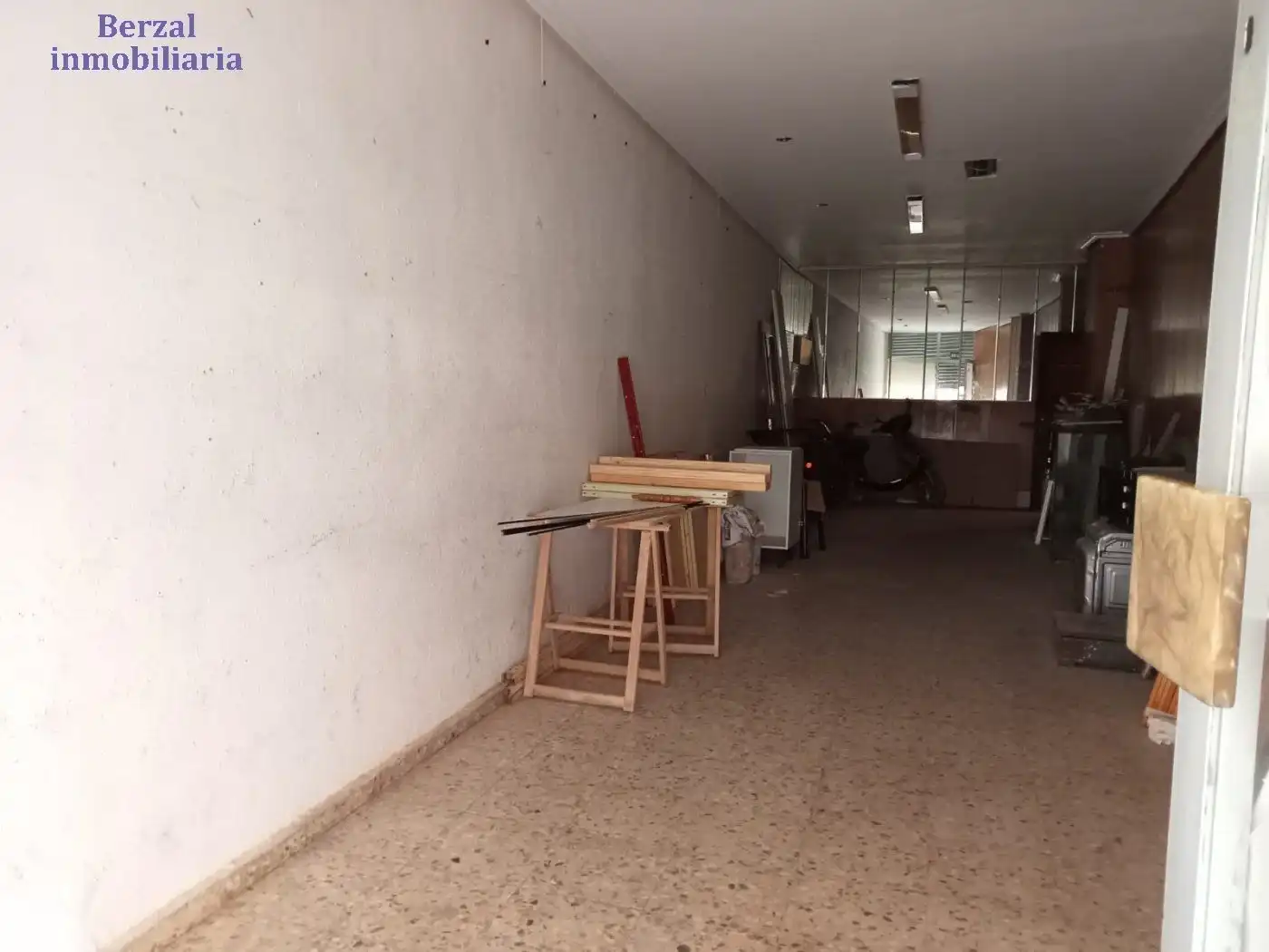 Local en venta en  Logroño