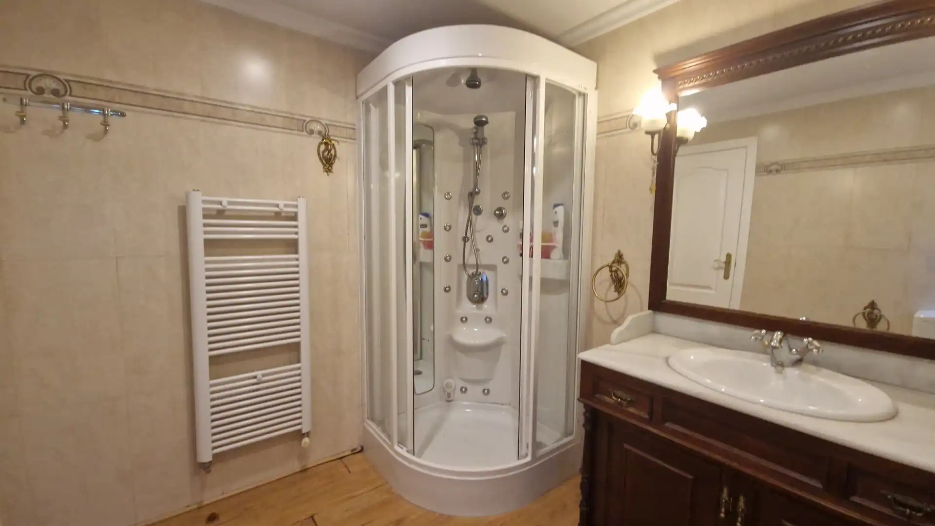 Baño de Casa o chalet en venta en Villalbilla con Aire acondicionado, Calefacción y Jardín privado
