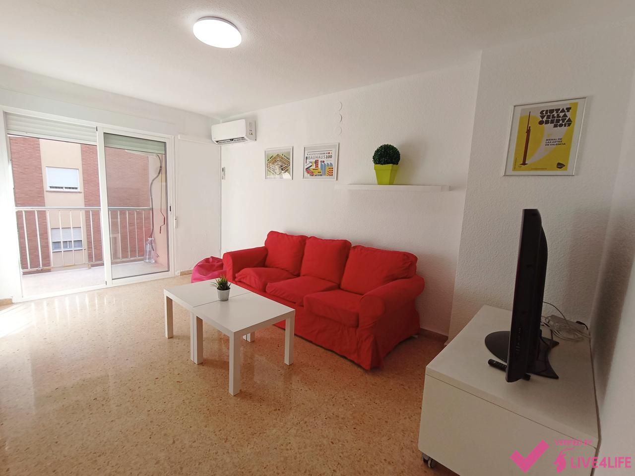 Living room of Flat to rent in Burjassot  with Air Conditioner, Terrace and Furnished