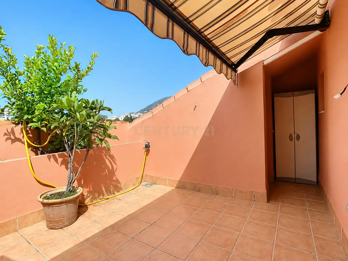 Apartamento con ascensor en venta en Calle las Dalias, Fuengirola, Spain, imagen 40