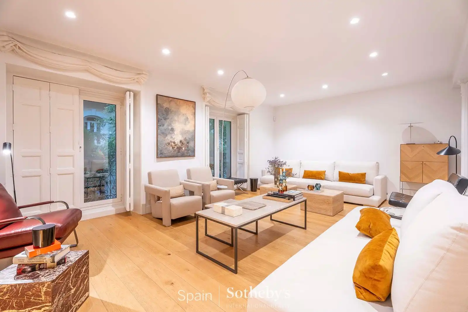 Sala d'estar de Apartament en venda en Madrid amb Aire condicionat i Calefacció