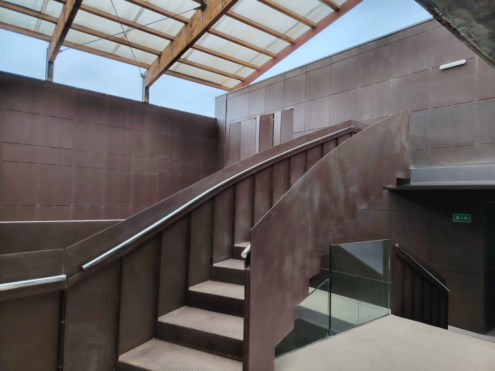 Oficina de lloguer a Calle José Gaos, 23