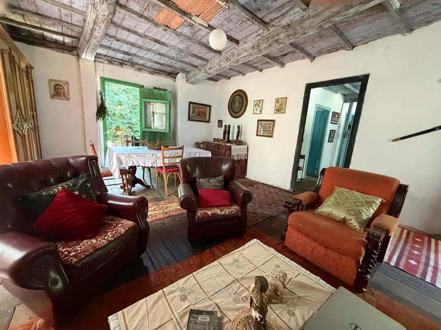 Sala d'estar de Finca rústica en venda en Gomesende amb Jardí privat, Terrassa i Traster