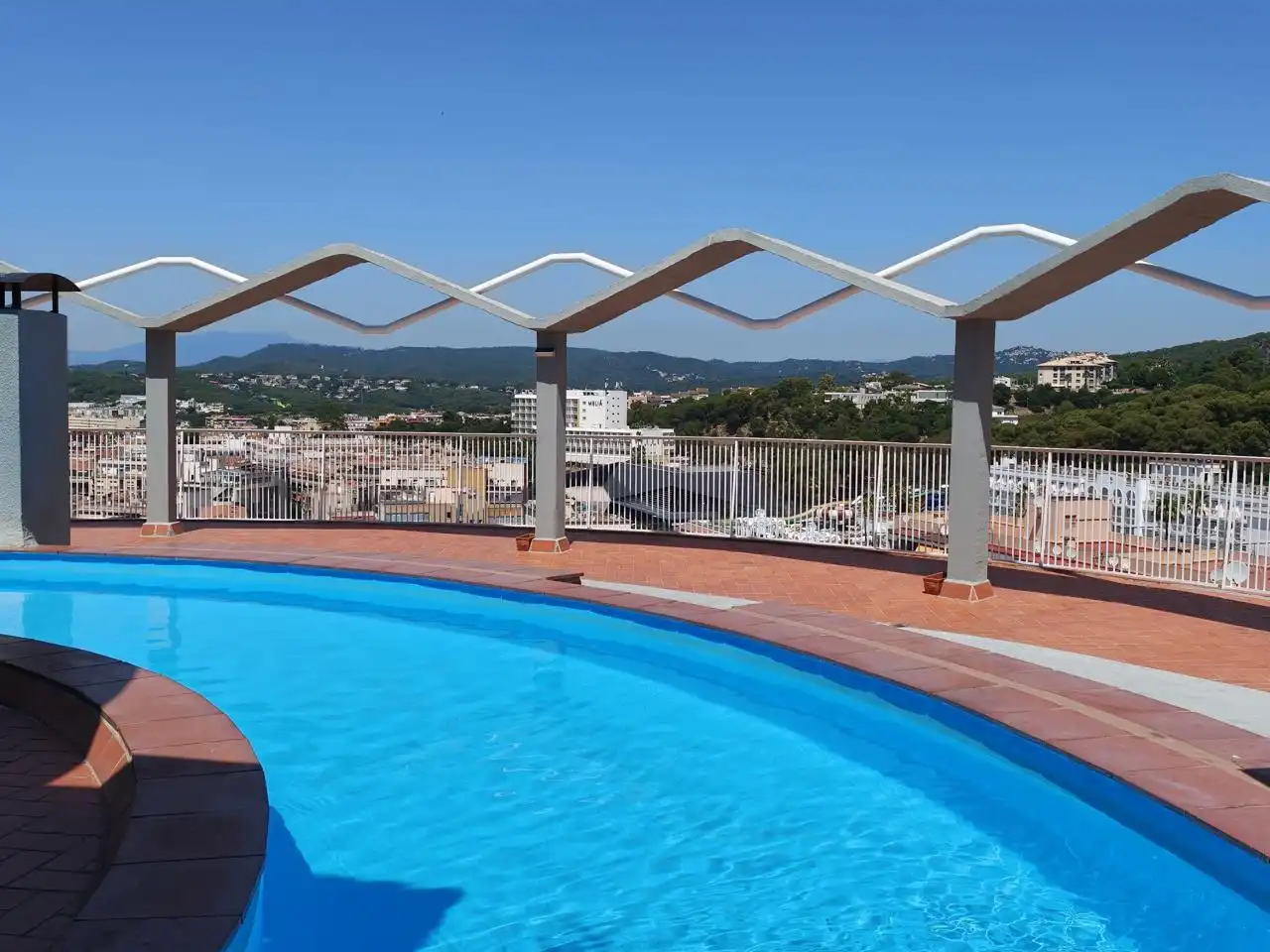 Piscina de Estudi en venda en Lloret de Mar amb Terrassa i Piscina comunitària
