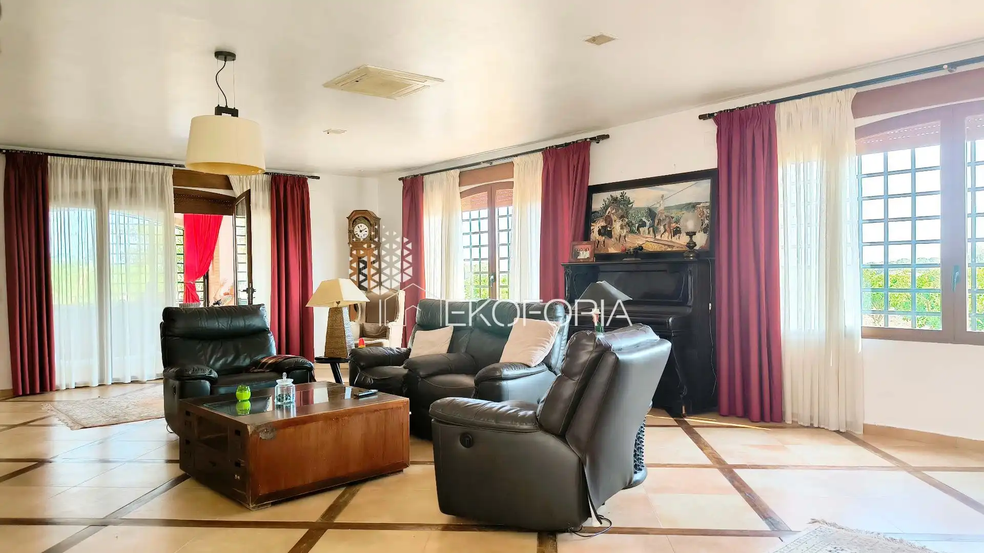 Sala de estar de Casa o chalet en venta en Bétera con Aire acondicionado, Calefacción y Piscina