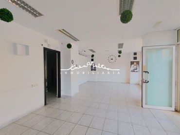 Local comercial en venta en Playa de Levante