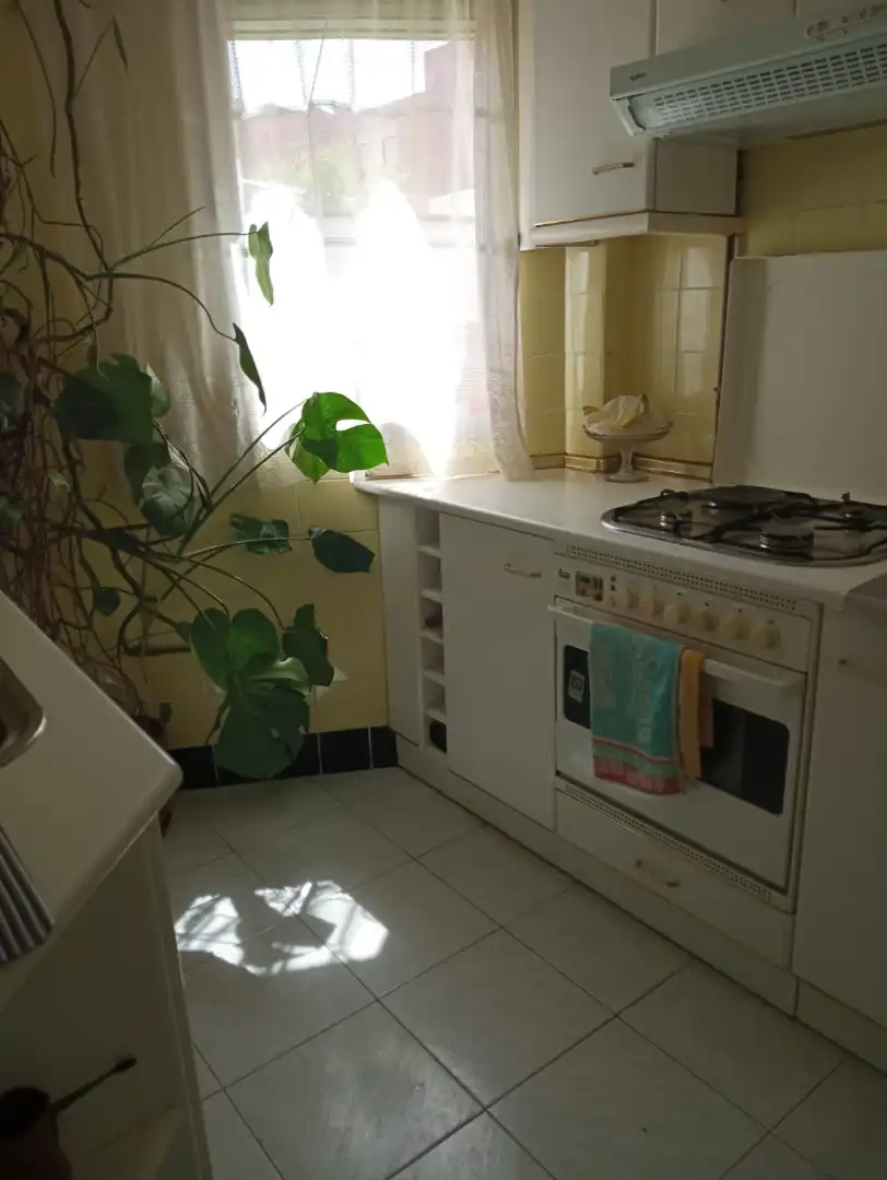 Cocina de Piso en venta en Madrid con Calefacción, Parquet y Balcón