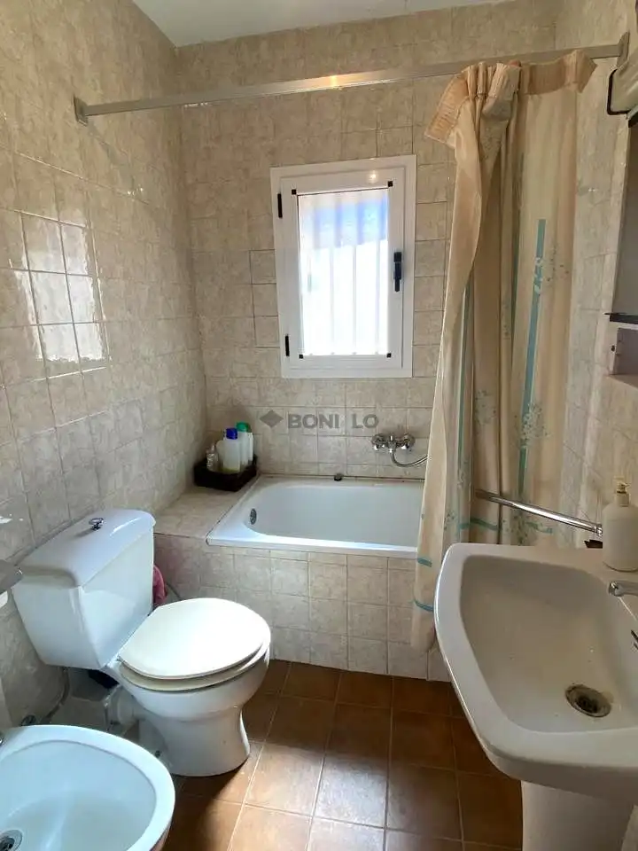 Baño de Piso en venta en Cascante del Río, Teruel