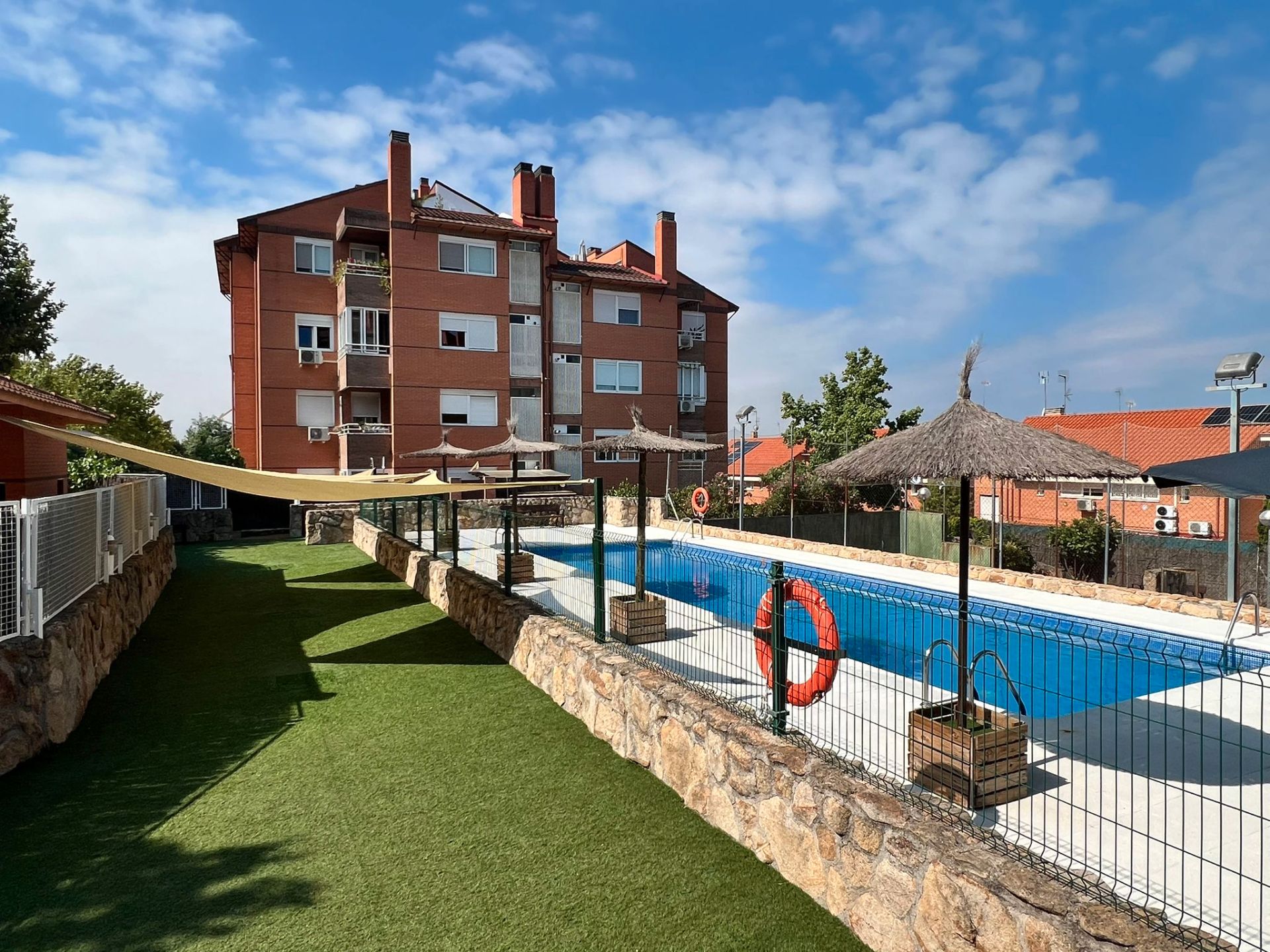 Piscina de Pis en venda en Boadilla del Monte amb Calefacció, Terrassa i Traster