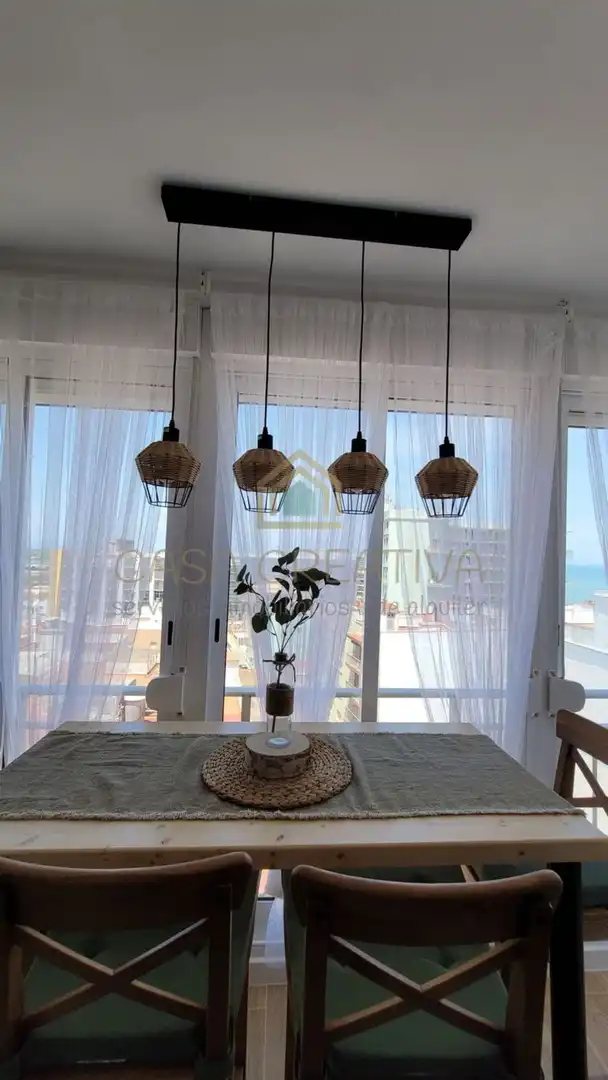 Sala de estar de Estudio en venta en Sueca con Aire acondicionado, Calefacción y Amueblado