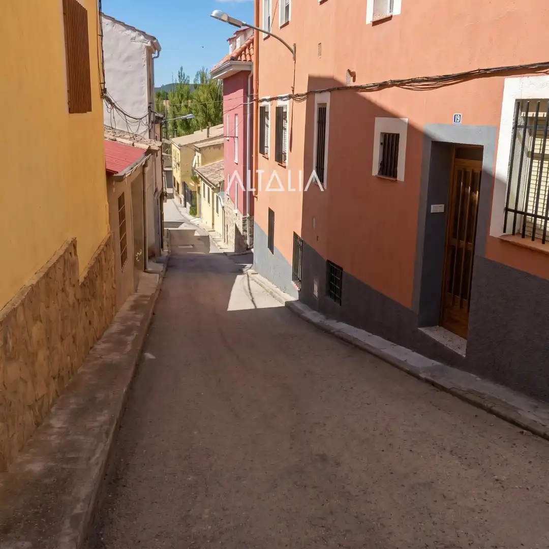 Außenansicht von Wohnung zum Verkauf in Chillarón de Cuenca mit Heizung