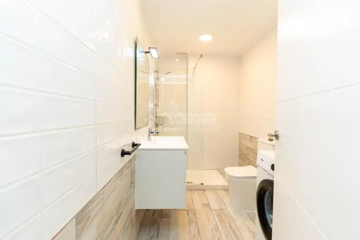 Bathroom of Flat for sale in Adeje