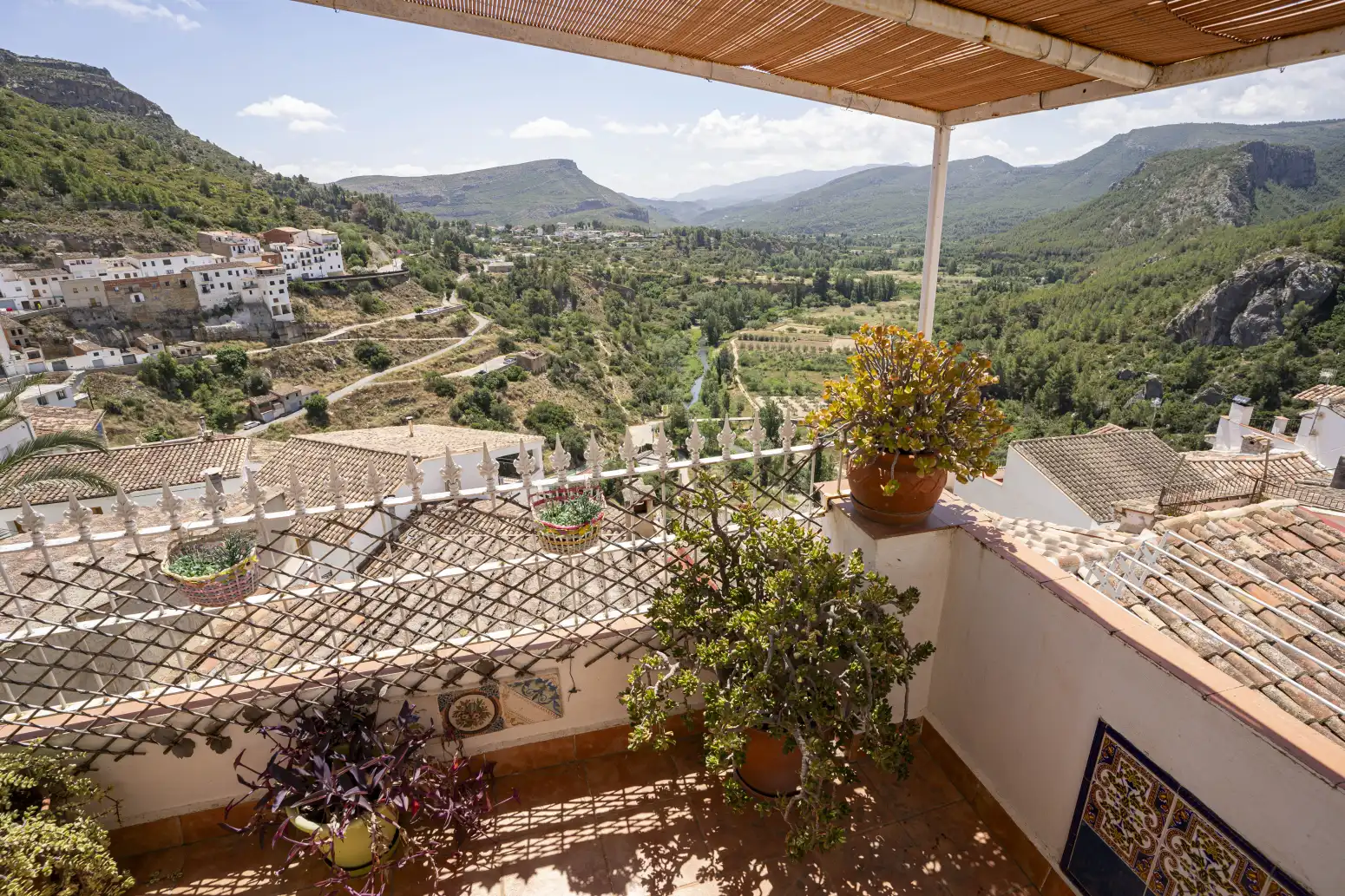 Terrassa de Casa o xalet en venda en Chulilla amb Terrassa
