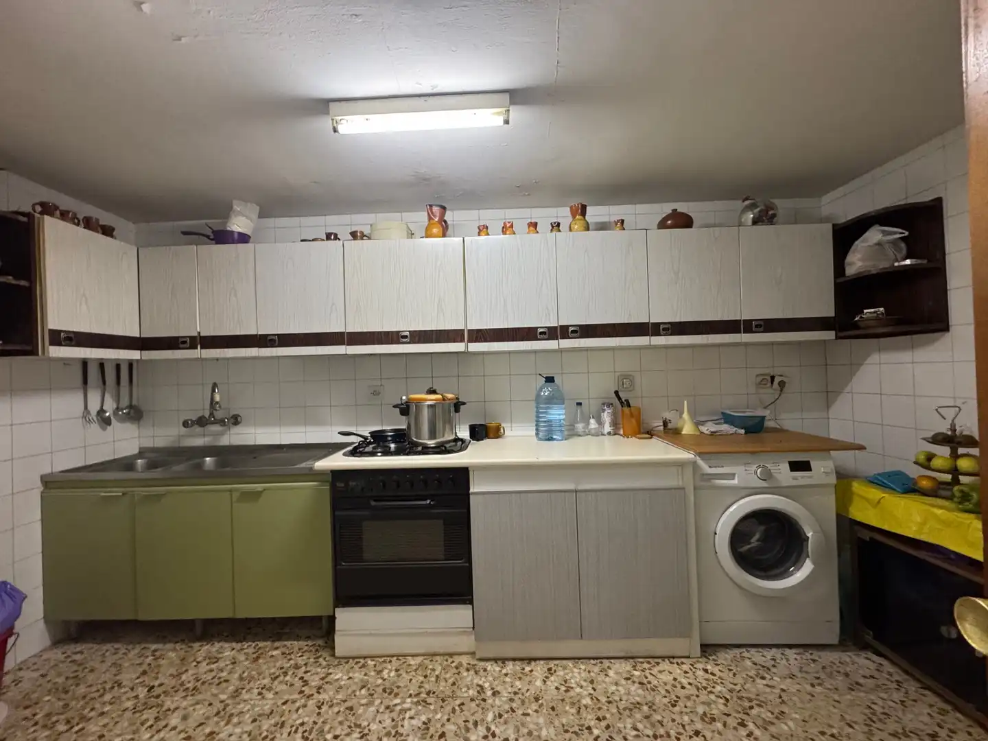 Cuina de Finca rústica en venda en Amusquillo amb Calefacció, Terrassa i Traster