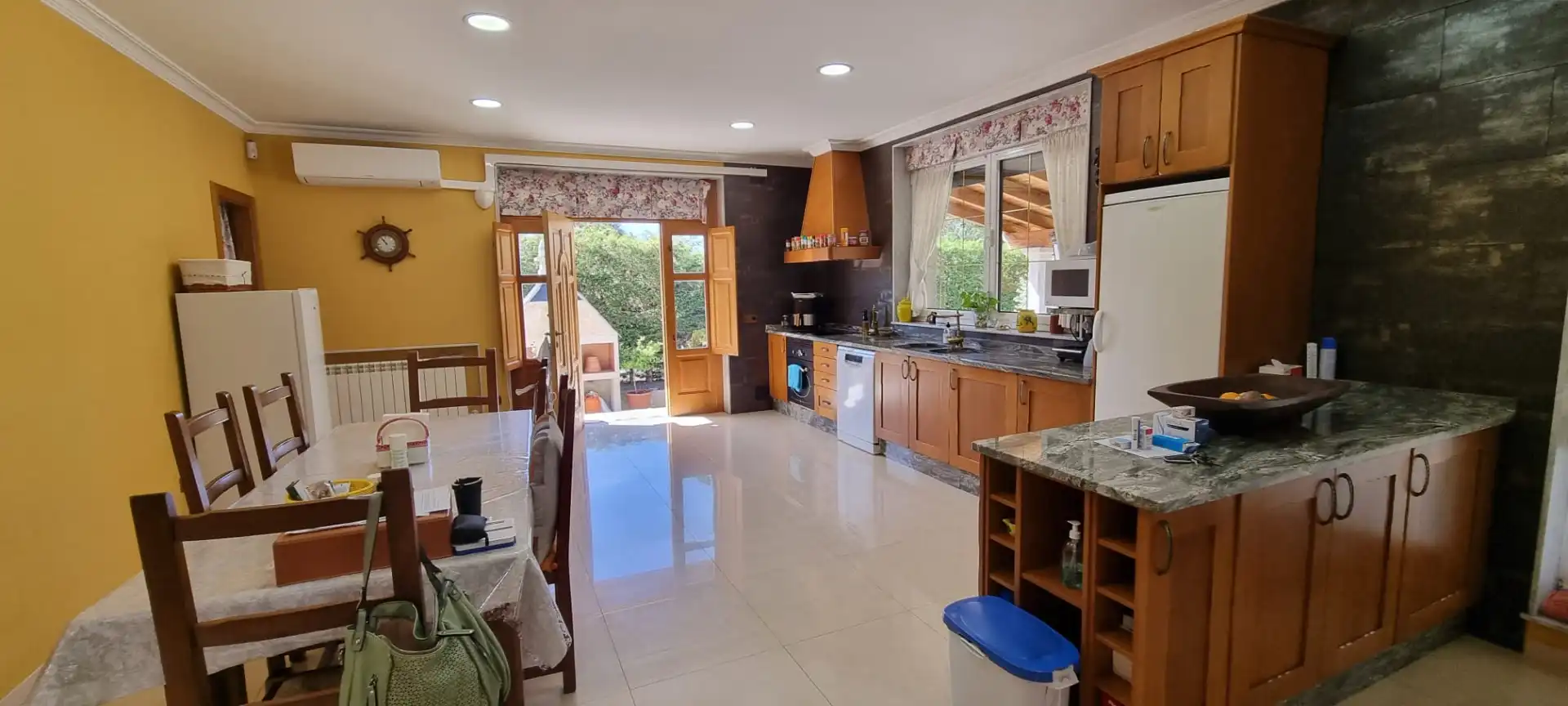 Cuina de Casa o xalet en venda en Moralzarzal amb Aire condicionat, Calefacció i Jardí privat