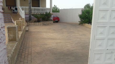 SE VENDE CHALET CON AMPLIA PARCELA A 10 MINUTOS DE MURCIA CAPITAL