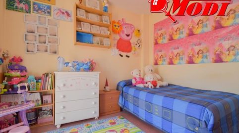 Foto 4 de Casa adosada en venta en Polideportivo, Alhendín