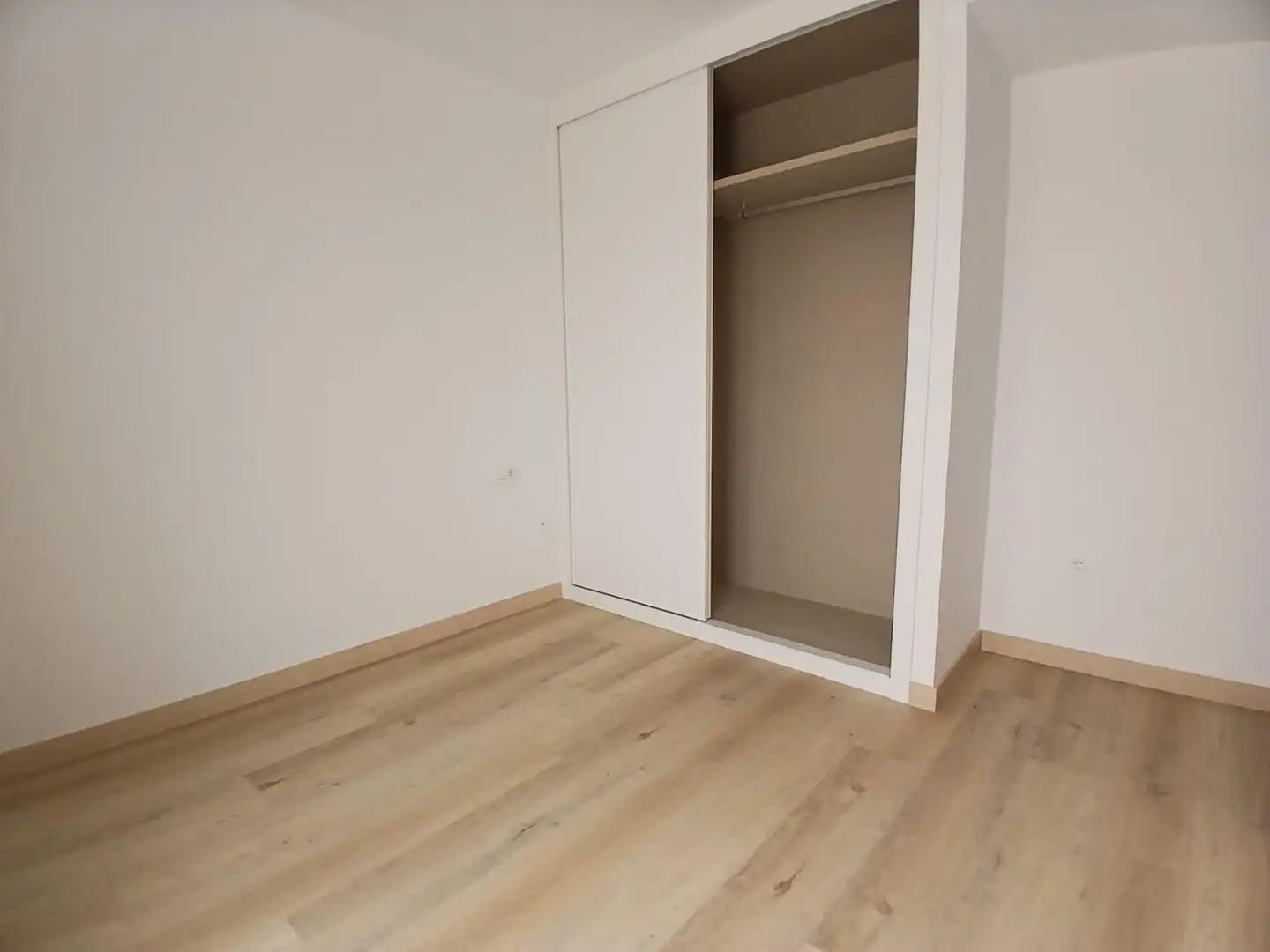 Habitación de Piso en venta en Málaga con Aire acondicionado, Jardín privado y Terraza