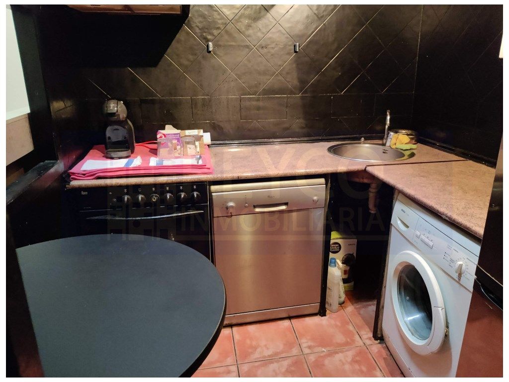 Cocina de Apartamento en venta en  Logroño con Balcón