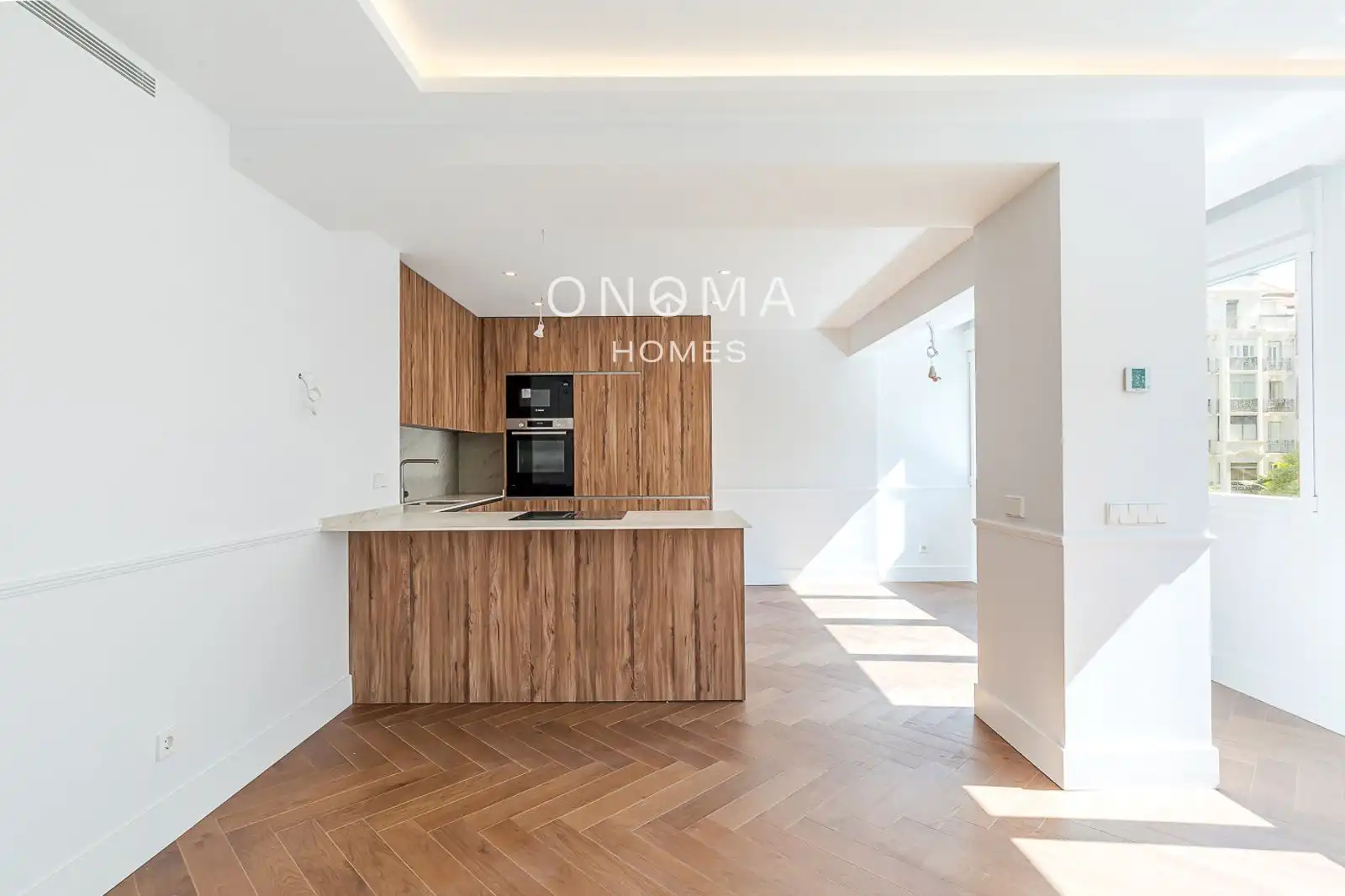 Flat with lift for sale in Conde de Peñalver, imagen 2