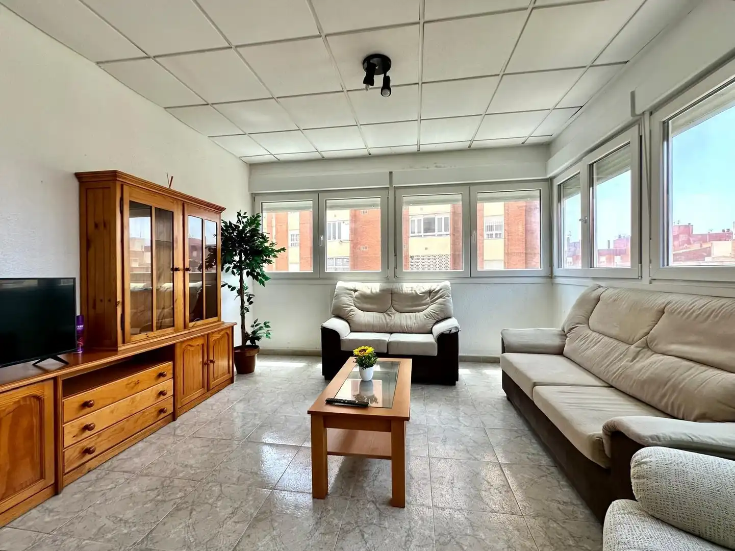 Appartement avec ascenseur à louer à Ciudad Jardín - Tagarete - El Zapillo, imagen 2