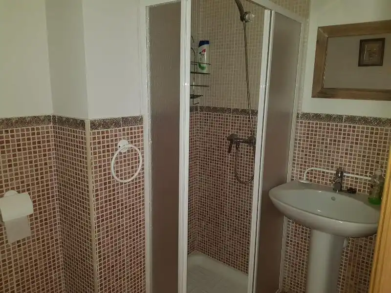 Baño de Apartamento en venta en Ladrillar con Jardín privado, Trastero y Amueblado