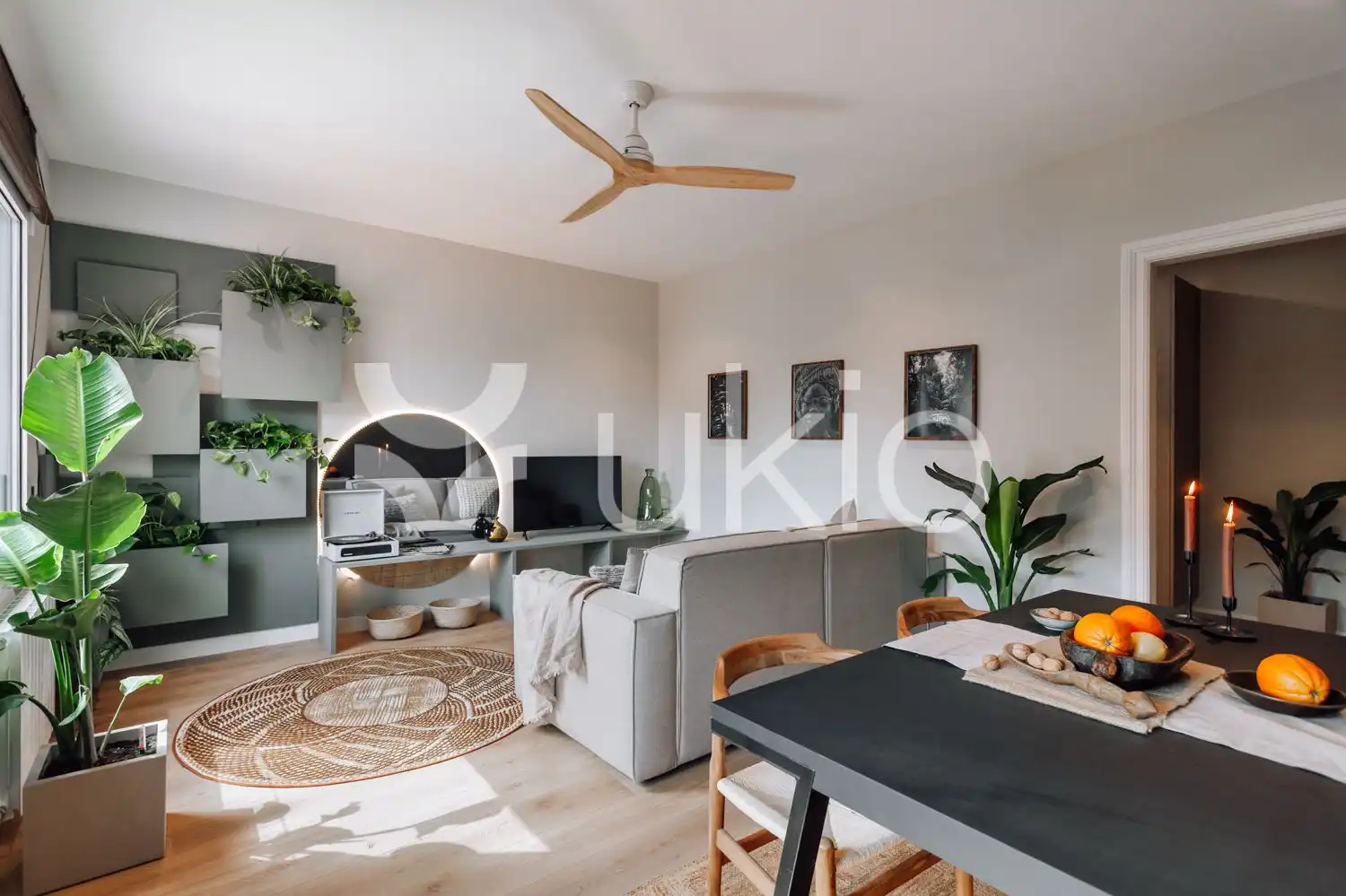 Sala de estar de Apartamento de alquiler en Barcelona con Aire acondicionado, Calefacción y Amueblado