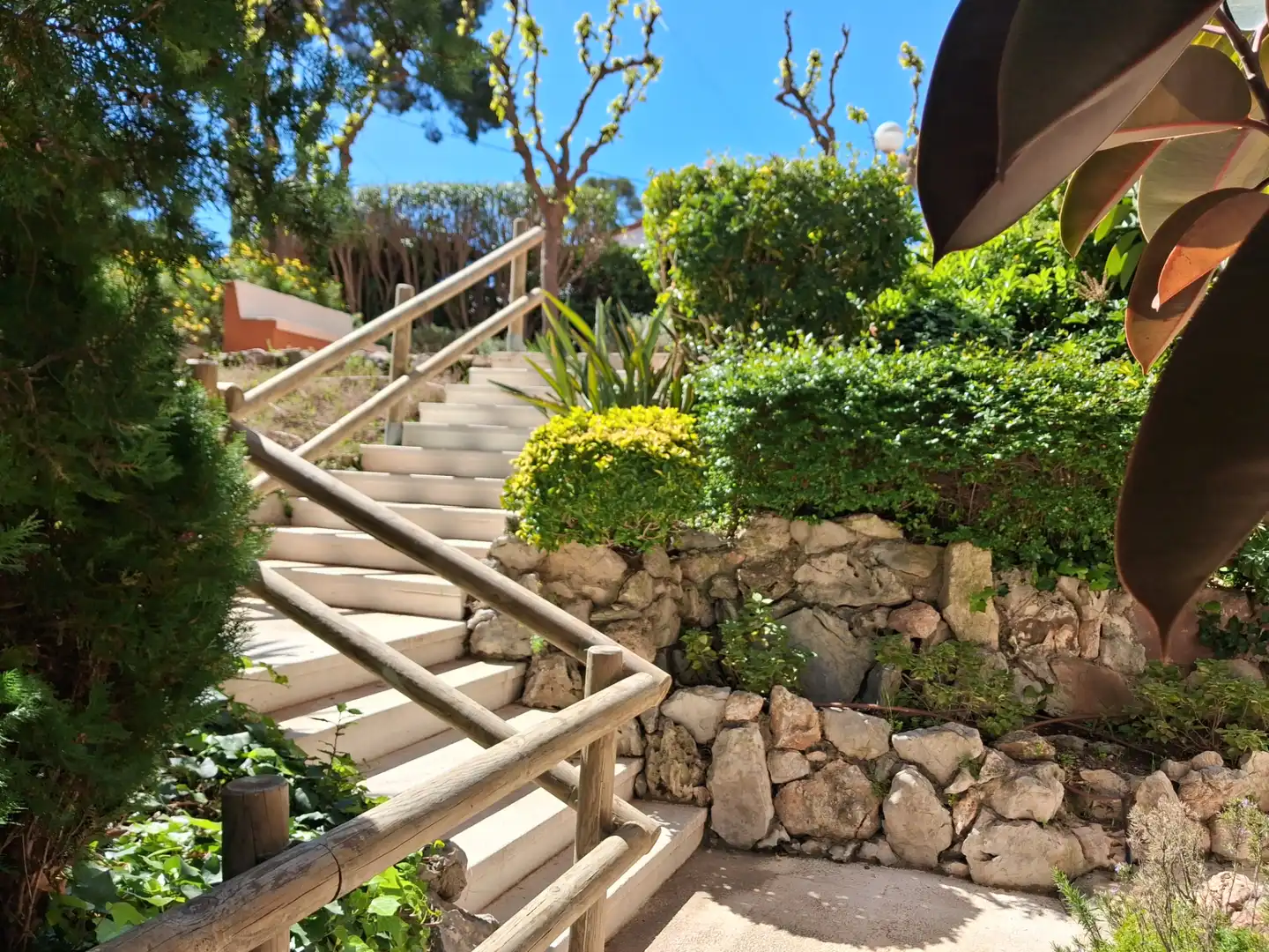 Garden of Flat for sale in Castelldefels  with Air Conditioner, Heating and Parquet flooring