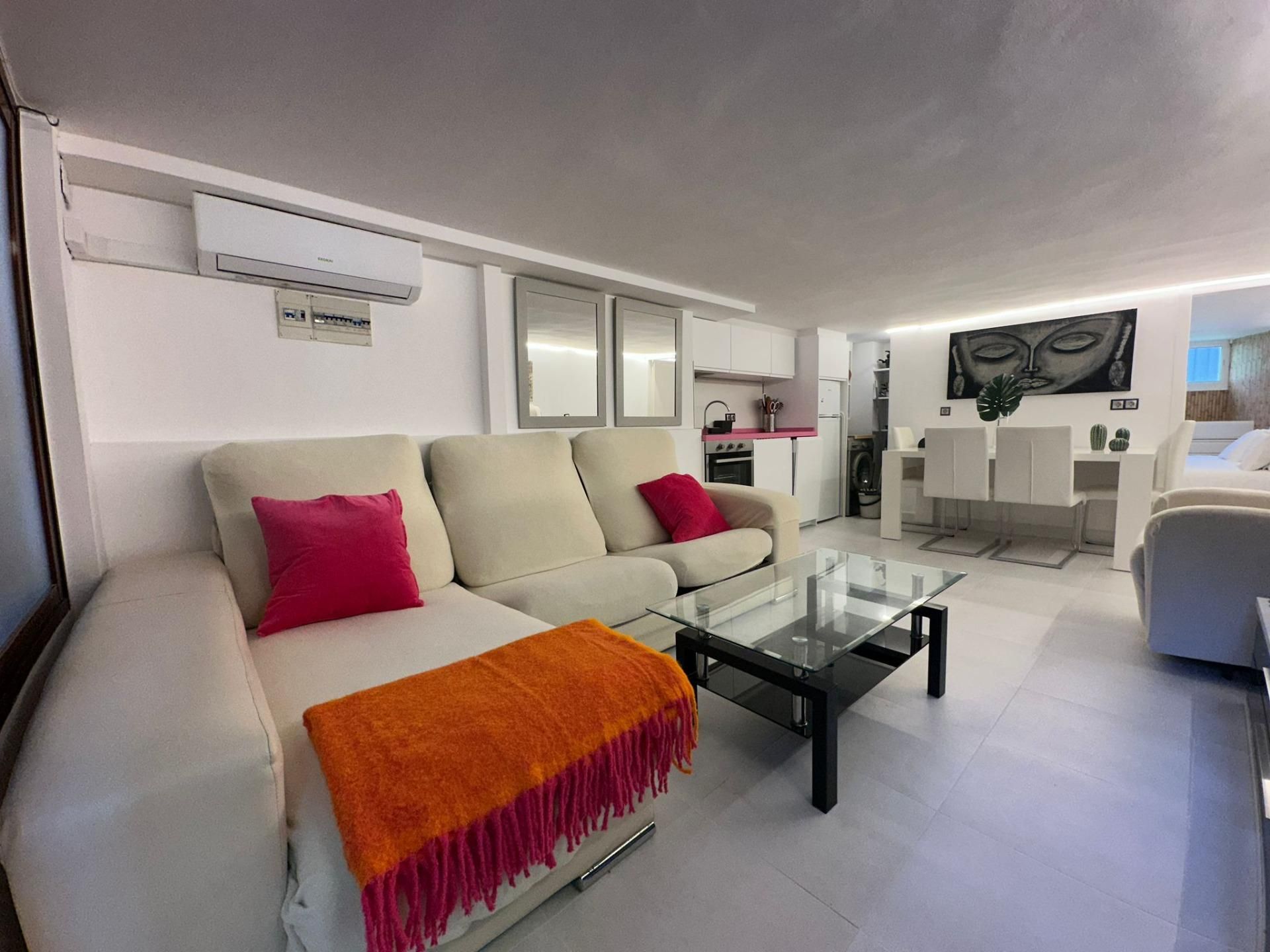 Planta baja to rent in Fuengirola  with Air Conditioner and Heating