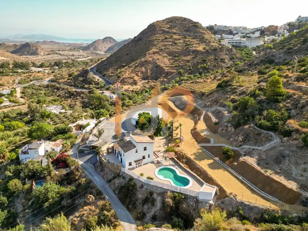 Xalet amb terrassa en venda a Mojácar Pueblo