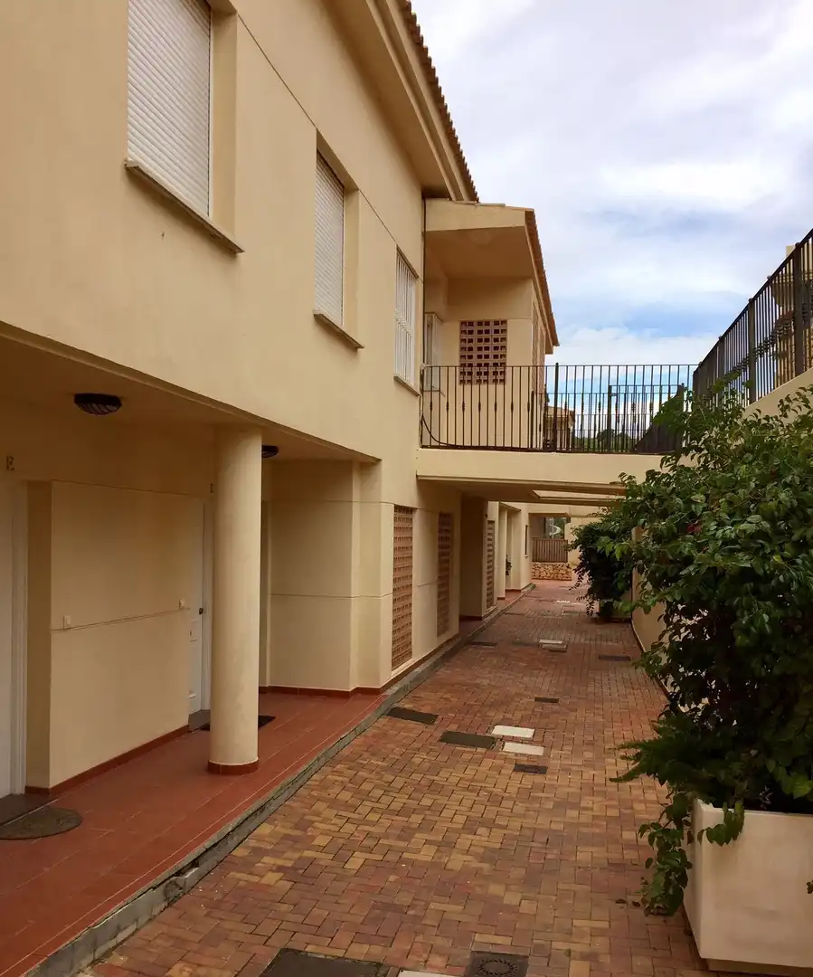 Vista exterior de Dúplex en venta en Altea con Aire acondicionado, Terraza y Trastero
