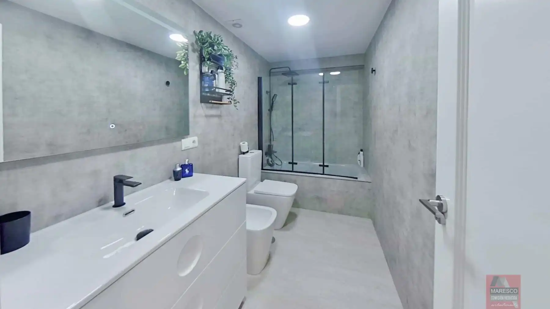 Bathroom of Detached homes for sale in Mijas  with Air Conditioner, Heating and Terrace