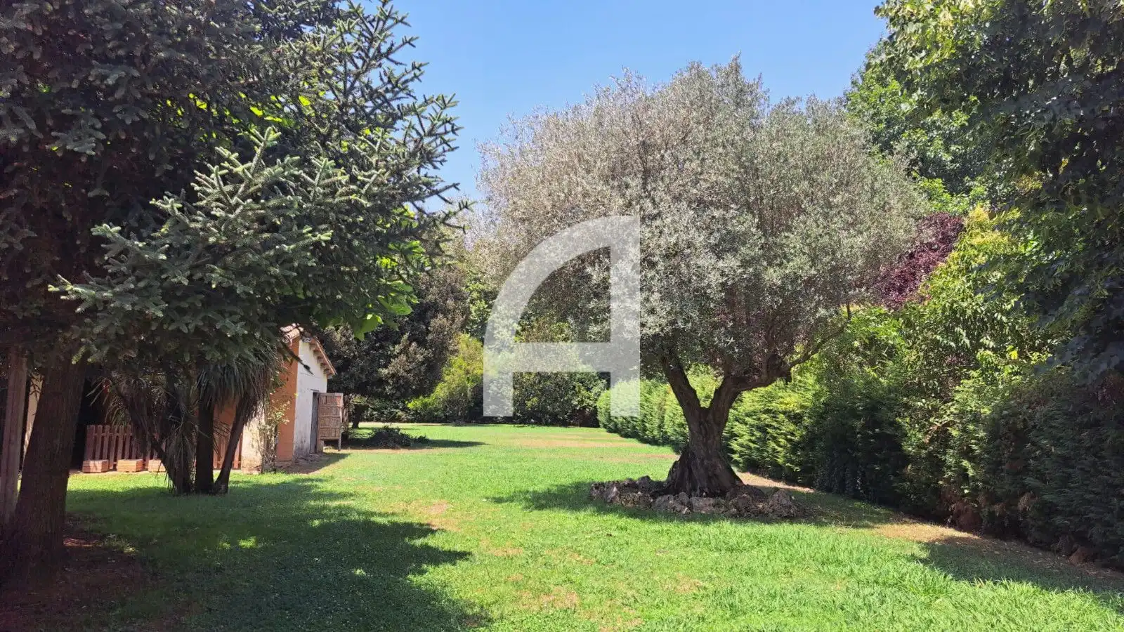 Jardí de Casa o xalet de lloguer en Aiguaviva amb Calefacció, Jardí privat i Terrassa