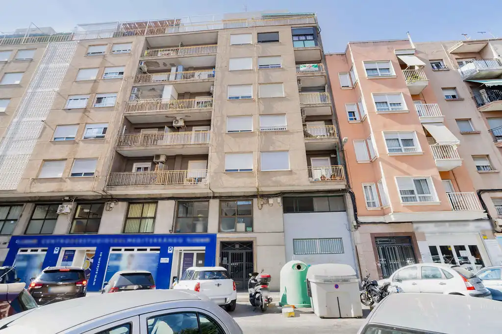 Vista exterior de Pis en venda en Elche / Elx