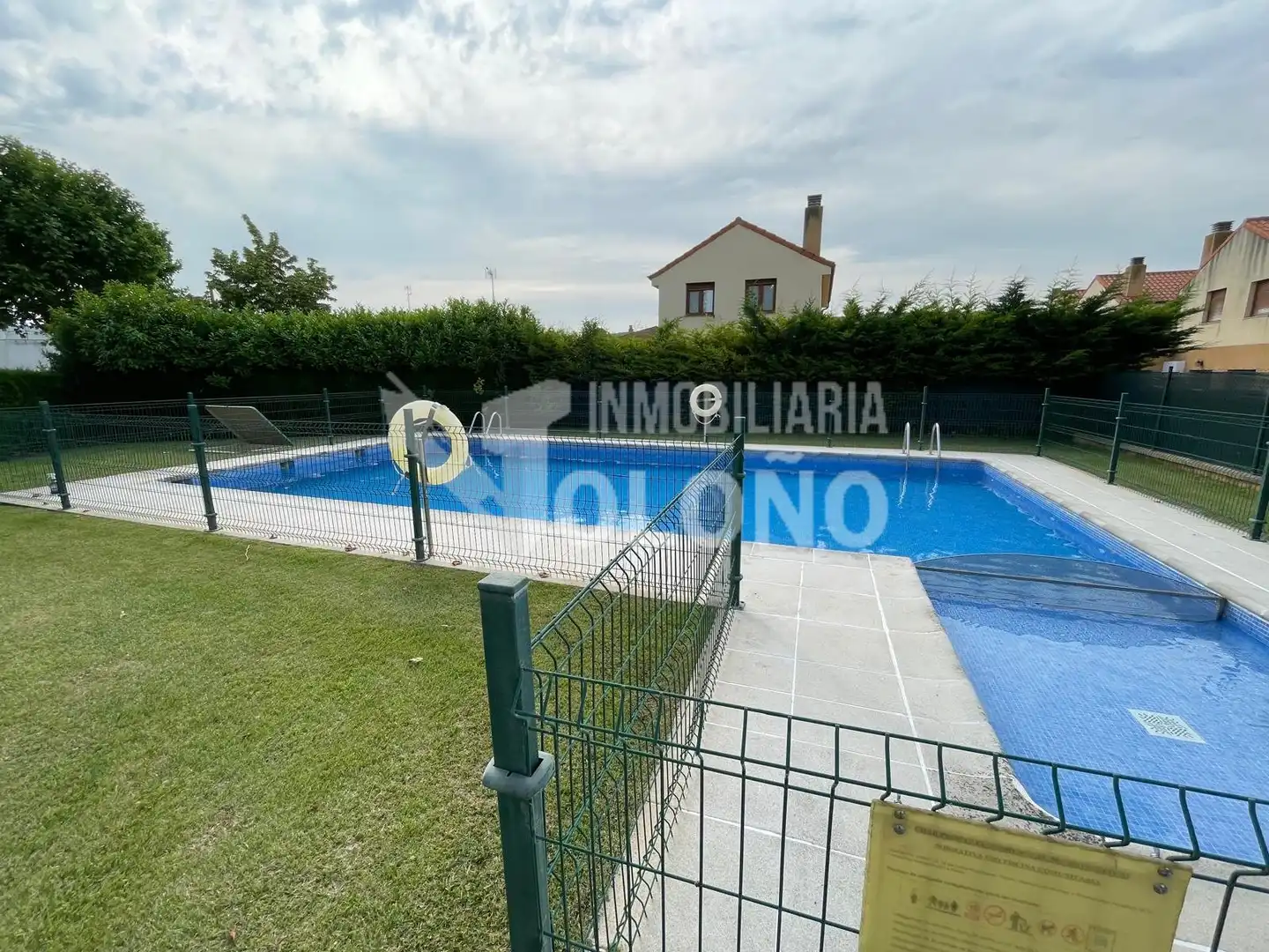 Piscina de Casa o chalet en venta en Leiva con Calefacción, Jardín privado y Parquet
