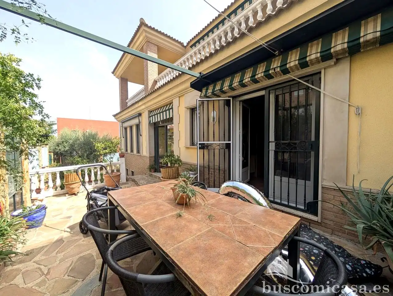Terrassa de Casa o xalet en venda en Linares amb Aire condicionat, Calefacció i Jardí privat