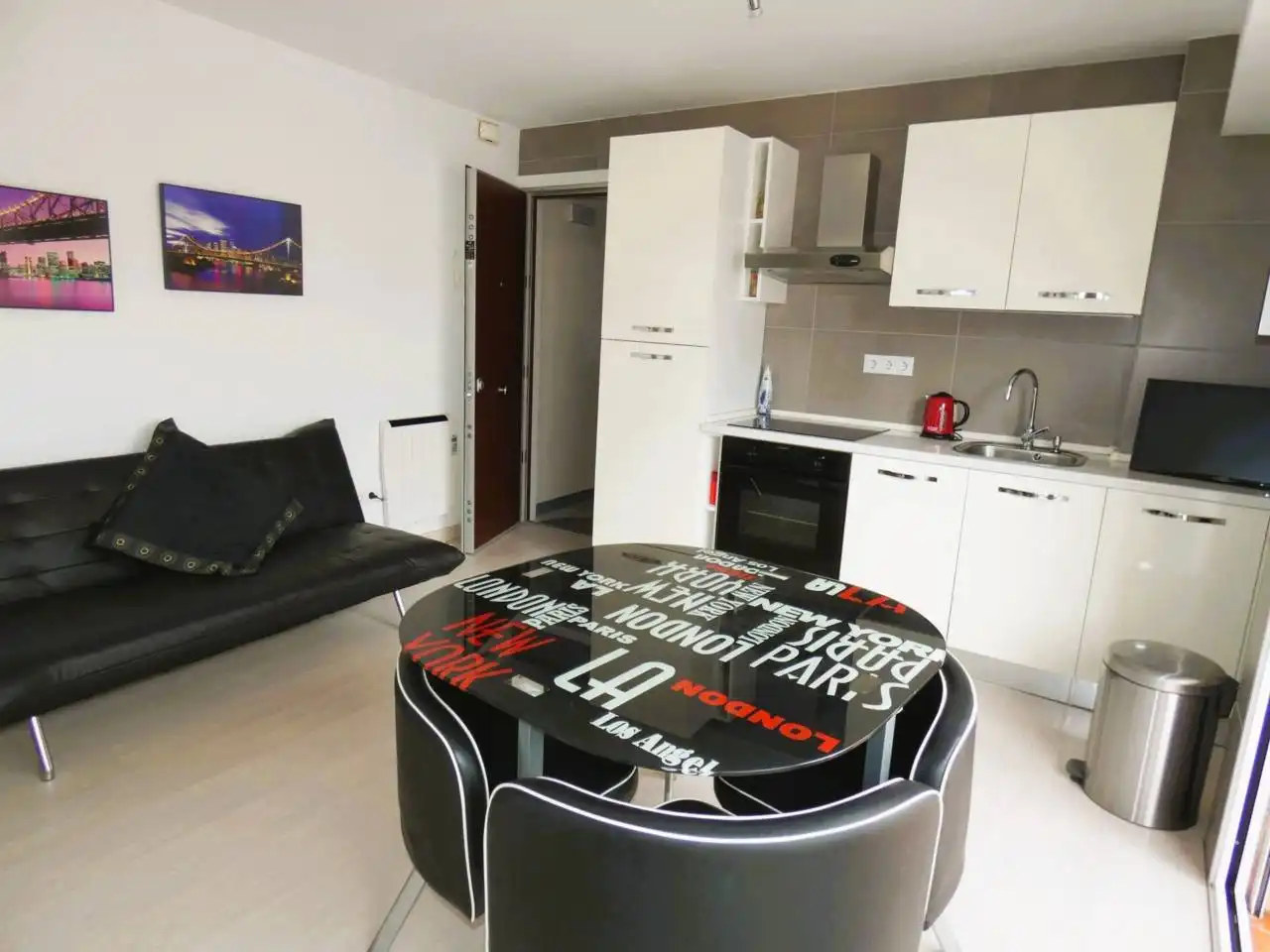 Sala d'estar de Pis en venda en Sant Feliu de Guíxols amb Calefacció i Balcó