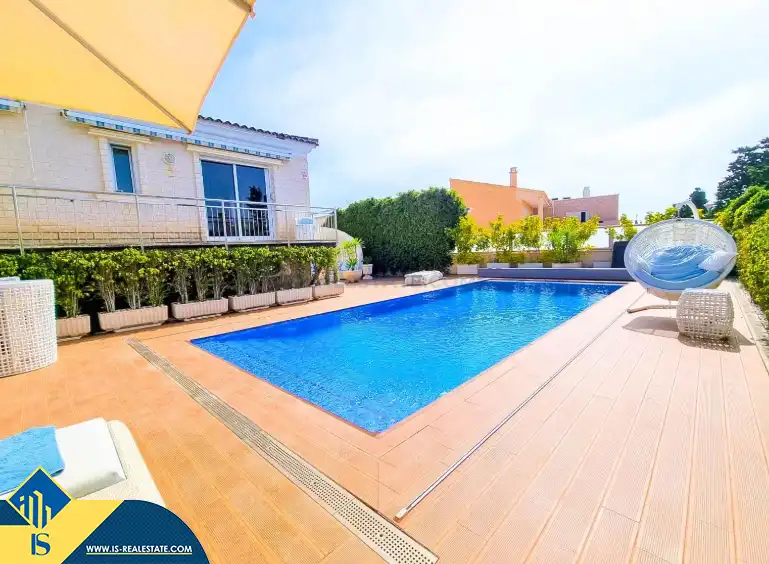 Xalet amb piscina en venda a La Mata