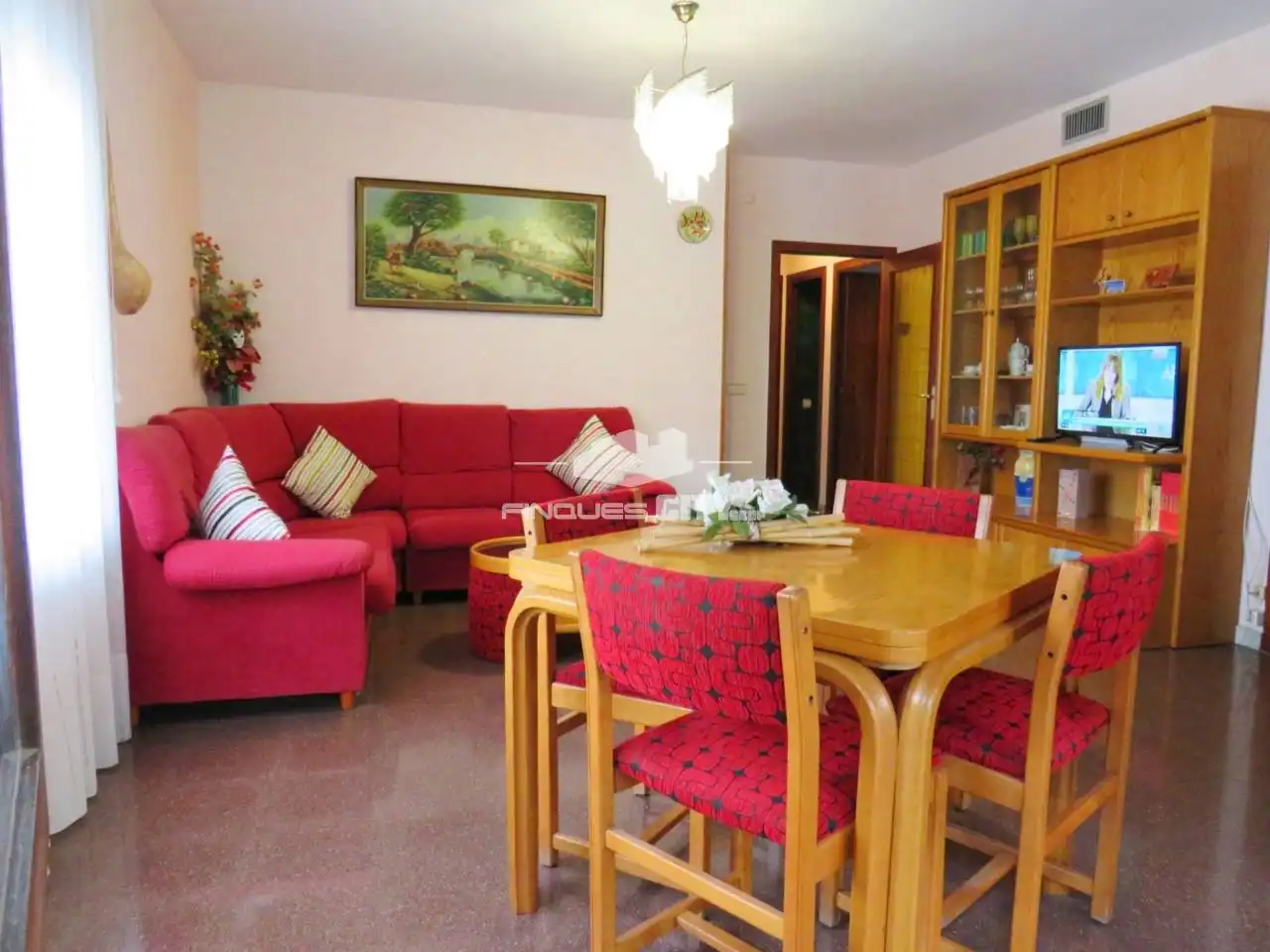 Sala de estar de Piso de alquiler en Calella con Aire acondicionado, Calefacción y Terraza