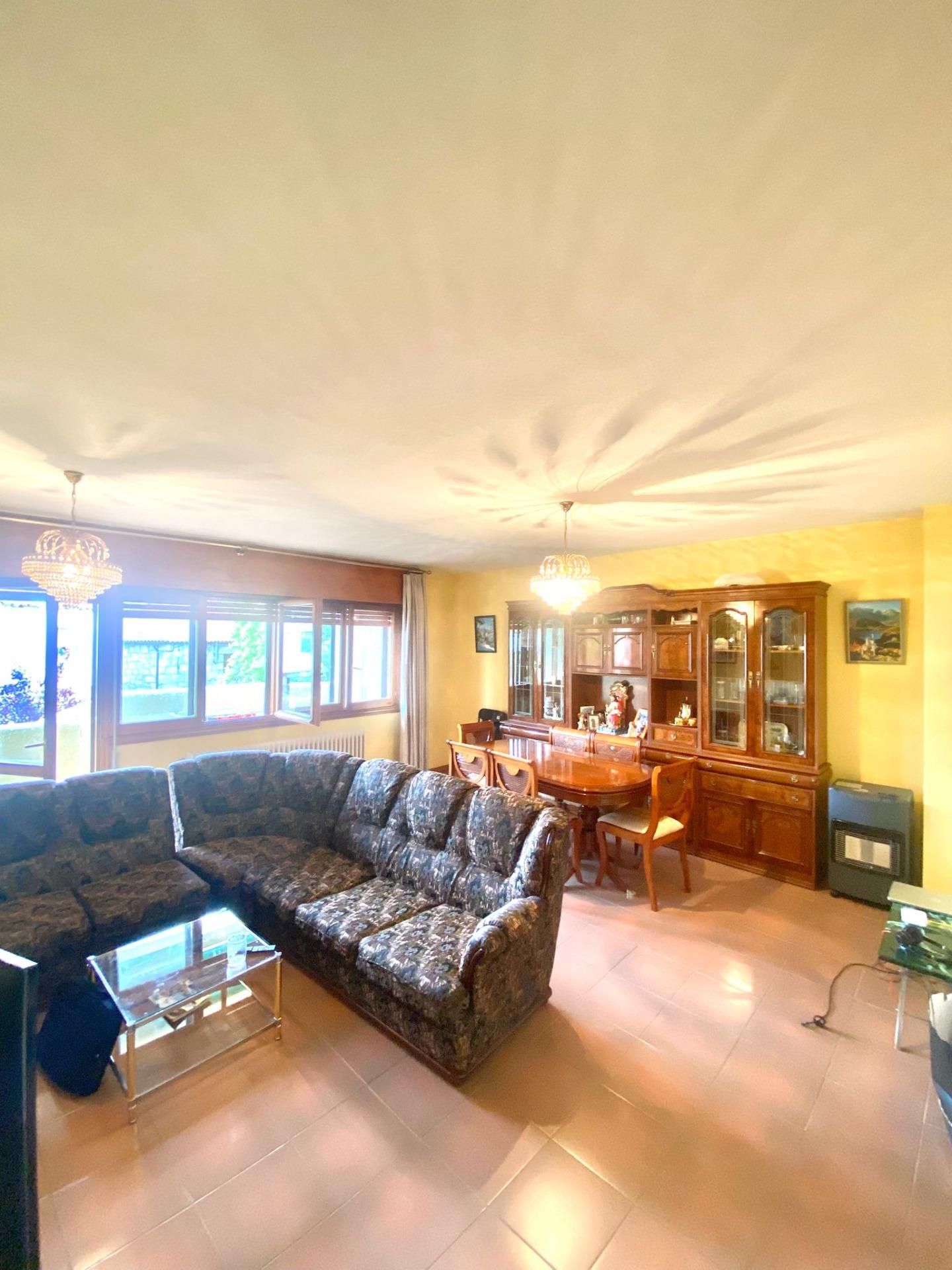 Living room of Flat for sale in Navacerrada  with Heating, Private garden and Terrace