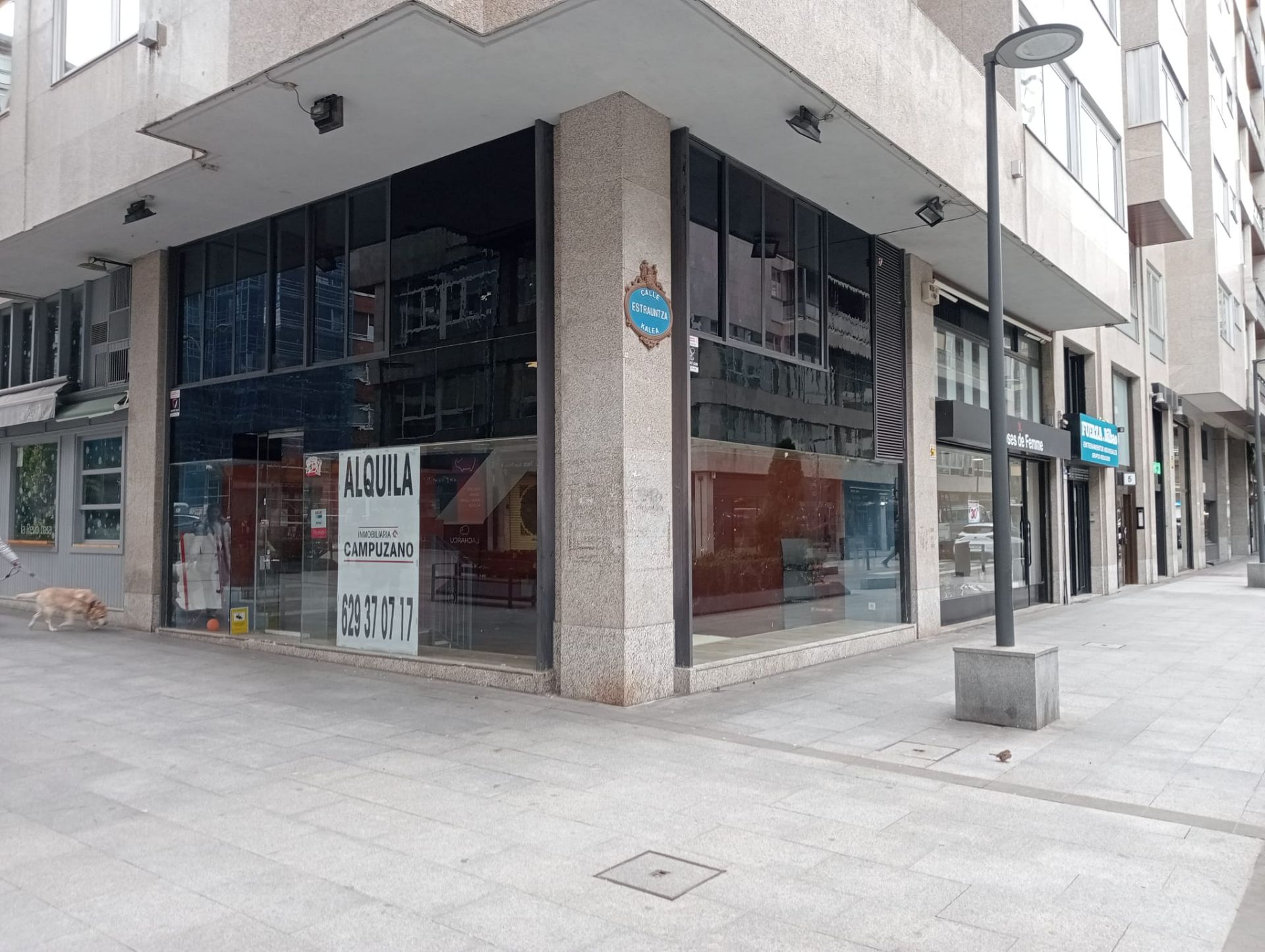 Vista exterior de Local de lloguer en Bilbao 