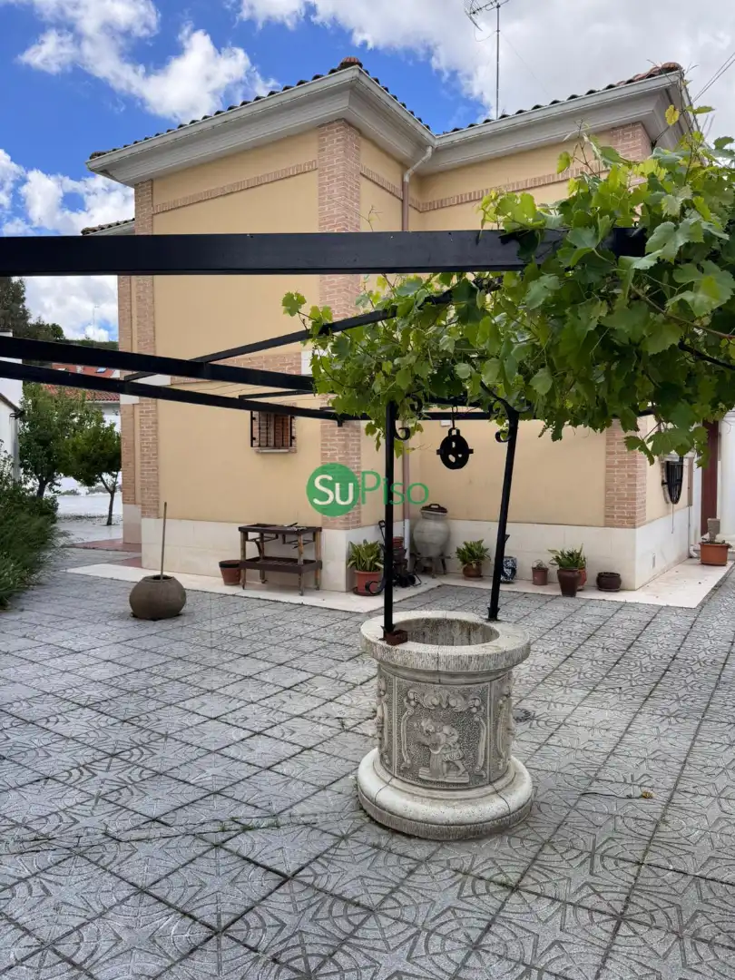 Casa o xalet en venda a Calle Laurel, 30, Borox