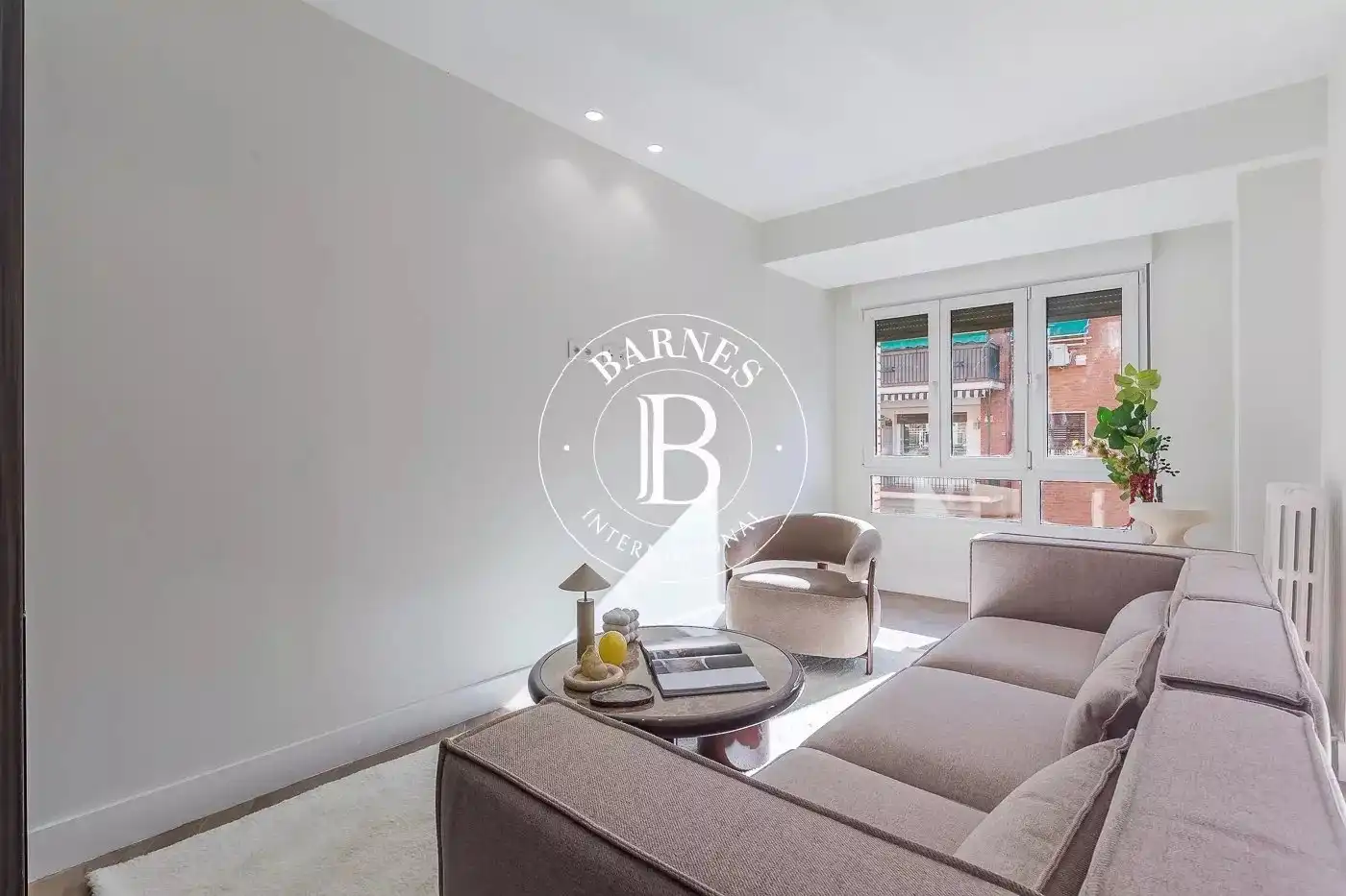 Exterior view of Flat for sale in Madrid  with Air Conditioner, Heating and Furnished