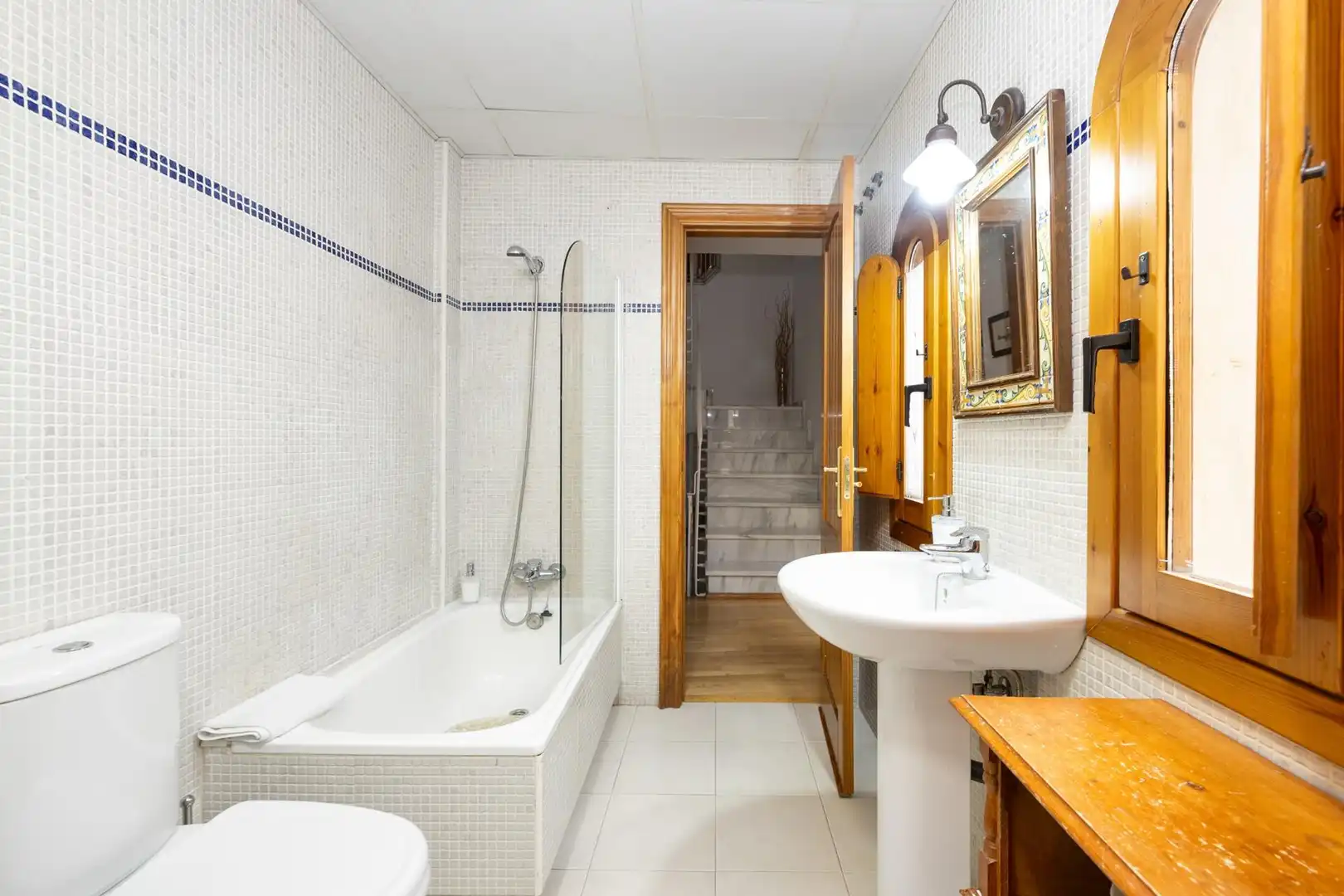 Bathroom of Attic for sale in Granada  with Air Conditioner, Heating and Terrace