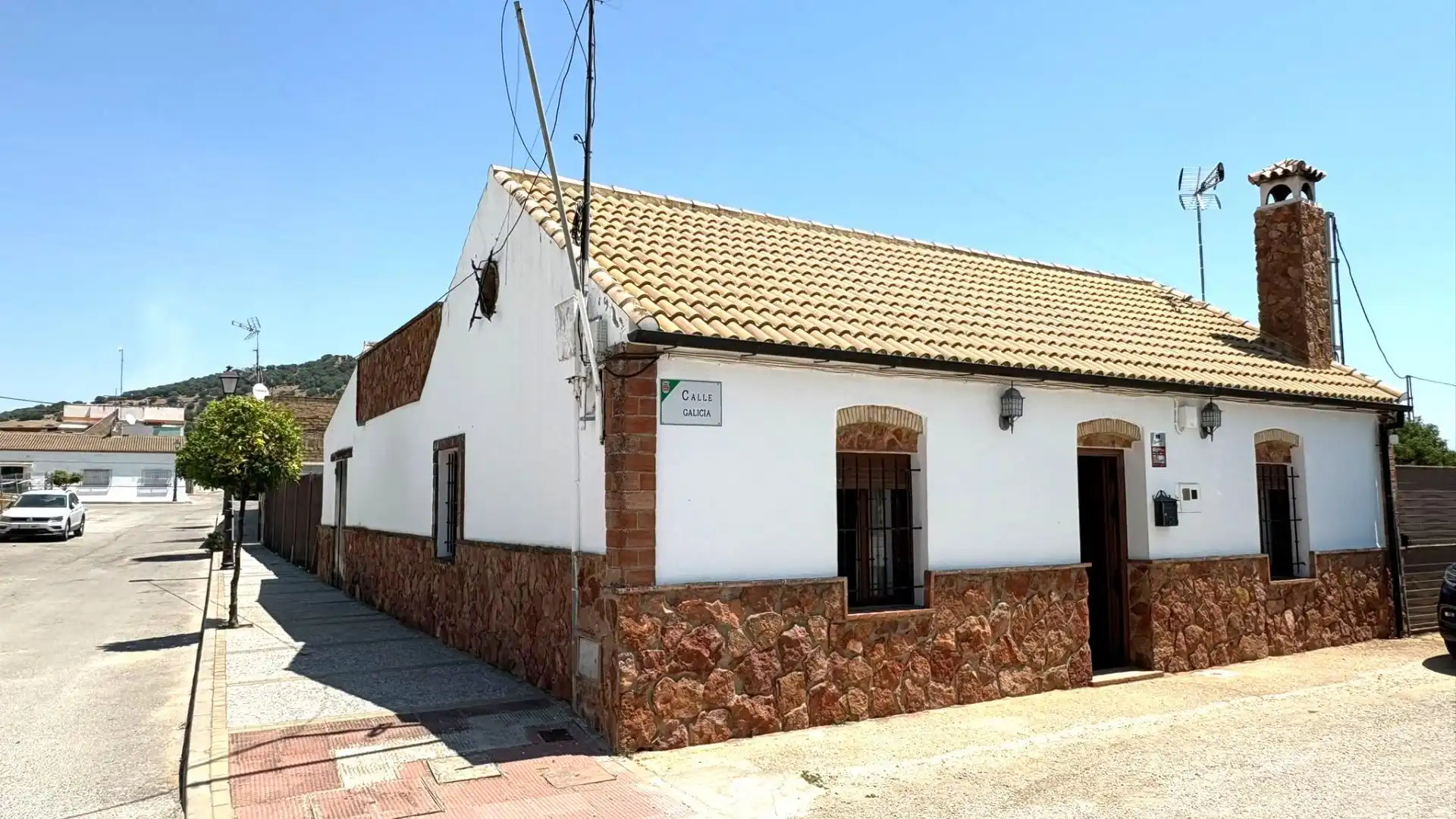 Vista exterior de Casa o xalet en venda en Arcos de la Frontera amb Jardí privat i Piscina