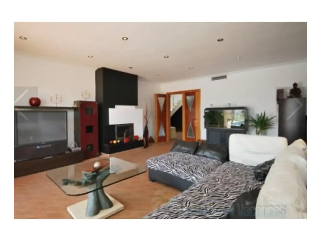 House for sale in Calle Camelia, imagen 2