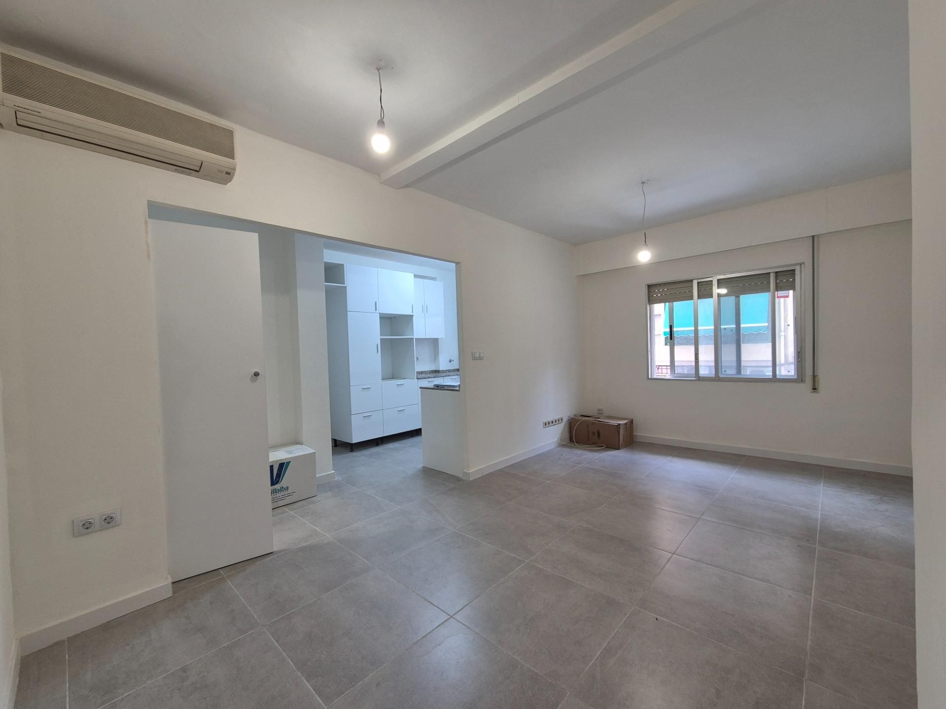 Flat for sale in Alicante / Alacant  with Air Conditioner and Heating
